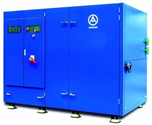 Delta Twin unit made by Aerzener Maschinenfabrik with two oil-free screw compressor units with a volume flow of each 1125 m3/h, driven by two 132 kW-motors
